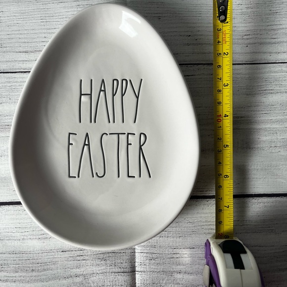 Rae Dunn Happy Easter dish - Picture 3 of 3